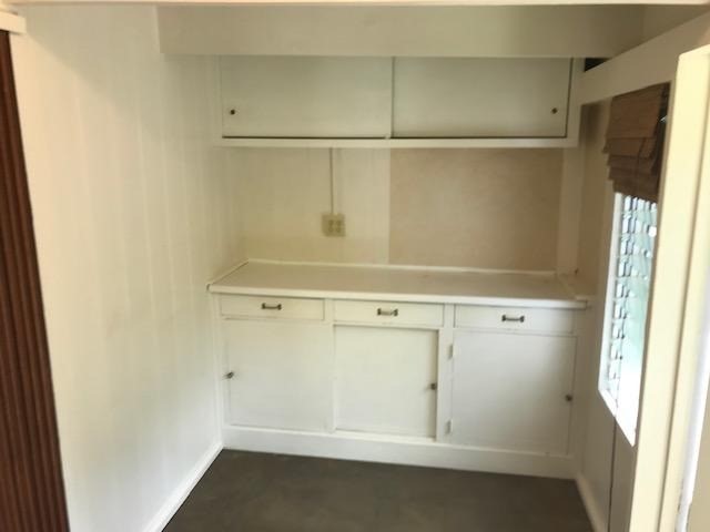 6050 Kapahi Road, Unit B Kapaa, HI 96746 - Photo 17 of 29 a view of utility room