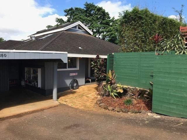 6050 Kapahi Road, Unit B Kapaa, HI 96746 - Photo 4 of 29 a front view of a house with garden