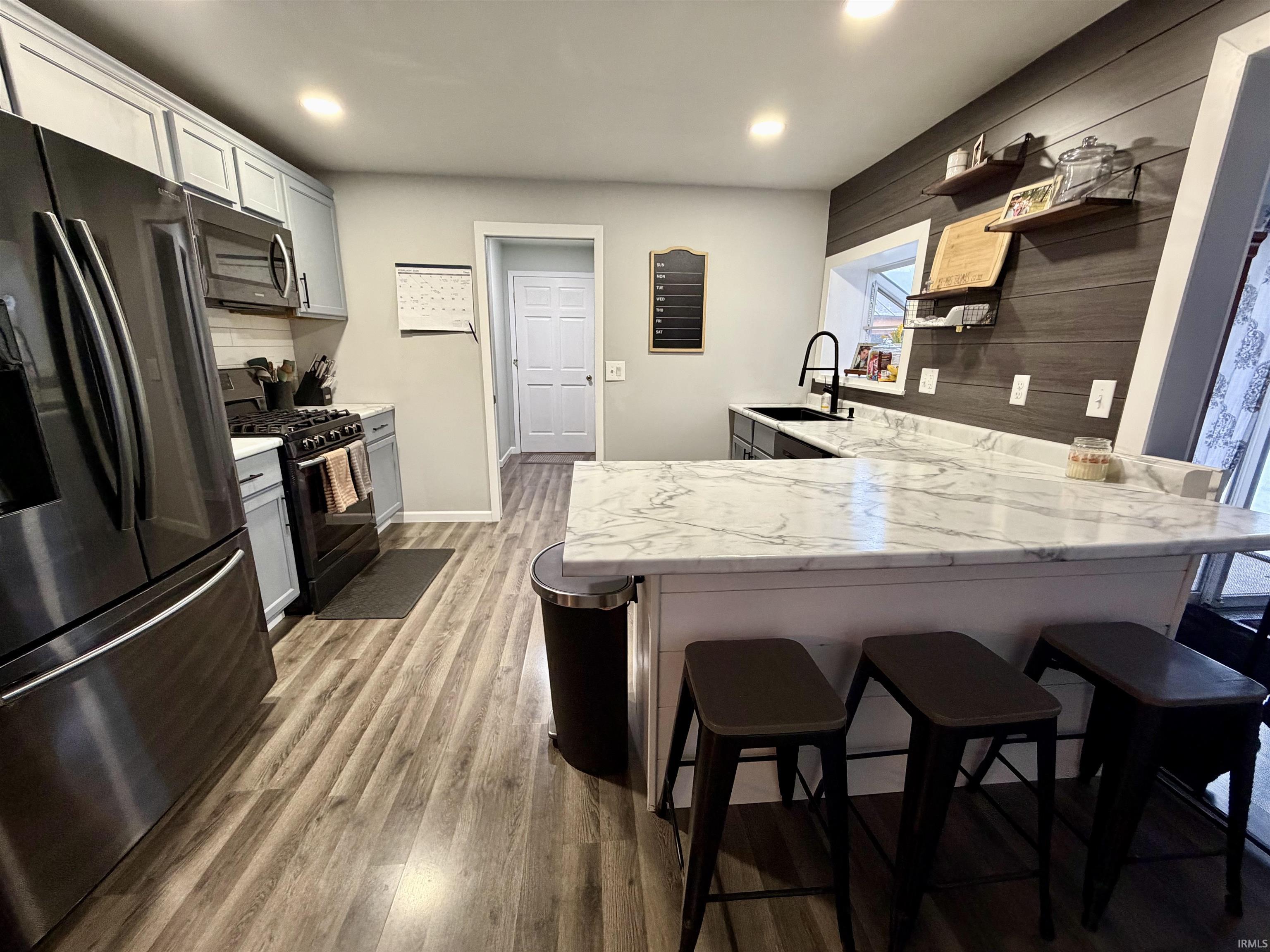 1397 West 400th Road South Kokomo, IN 46902 - Photo 2 of 26