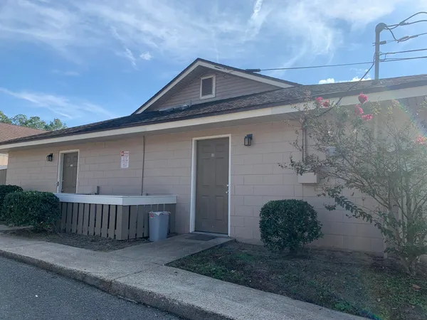 $925 | 2241 West Pensacola Street, Unit 50, Tallahassee, FL 32304