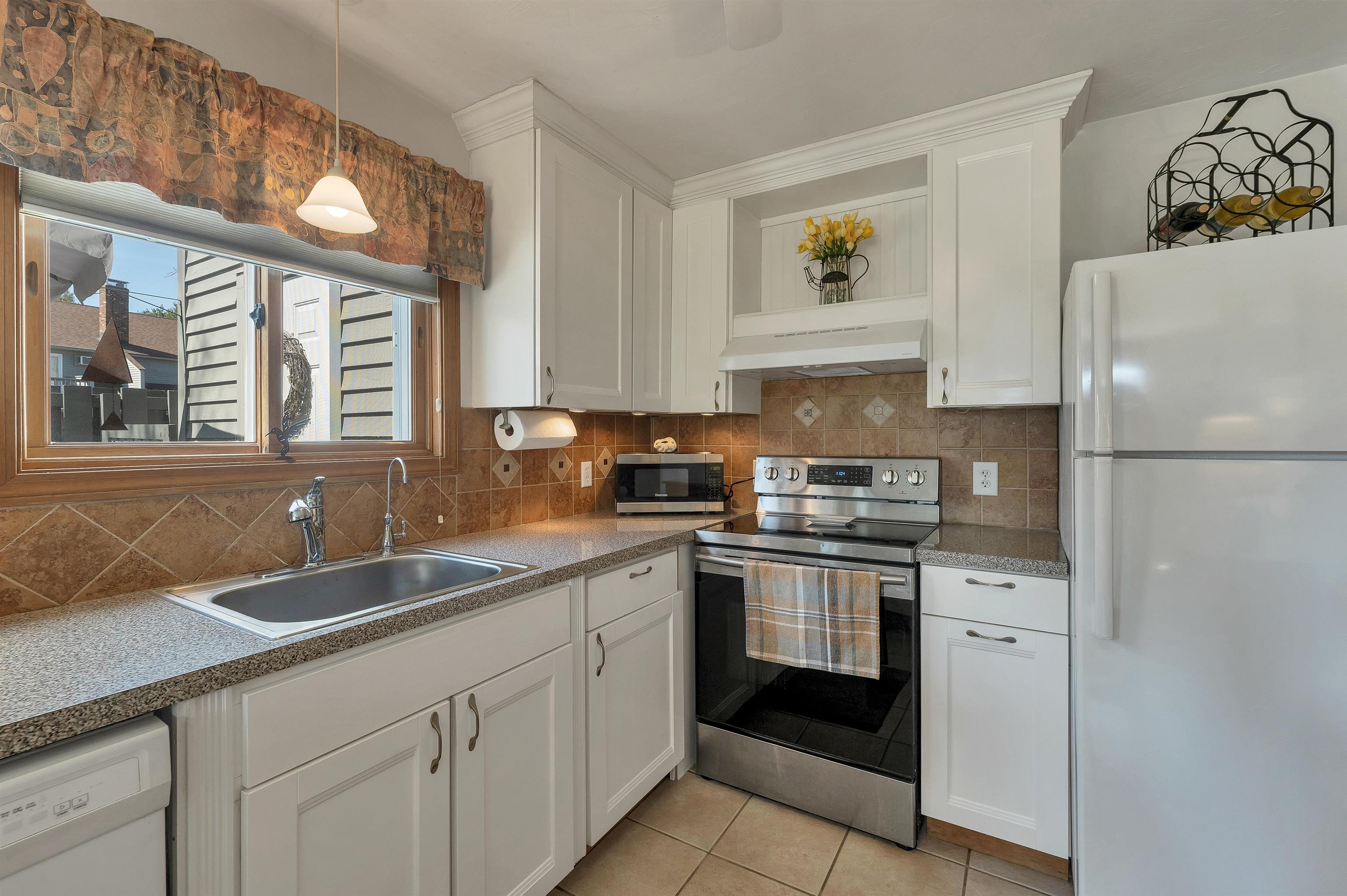 60 Weirs Road, Unit E1 Gilford, NH 03249 - Photo 32 of 57