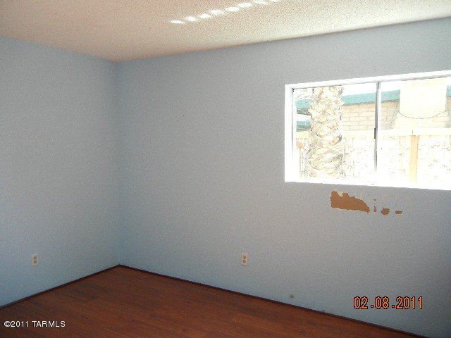 2718 South Jaguar Road Tucson, AZ 85730 - Photo 7 of 19