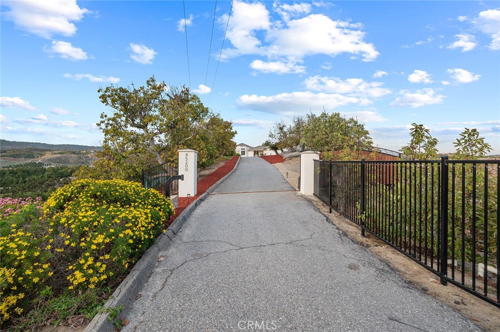 45200 Camaron Road Temecula, CA 92590 - Photo 3 of 75