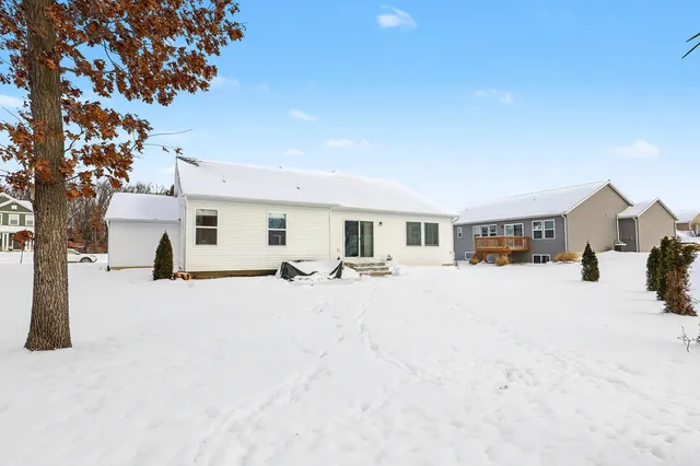 $479,900 | 11550 Old Gun Clb Court, Lowell, MI 49331