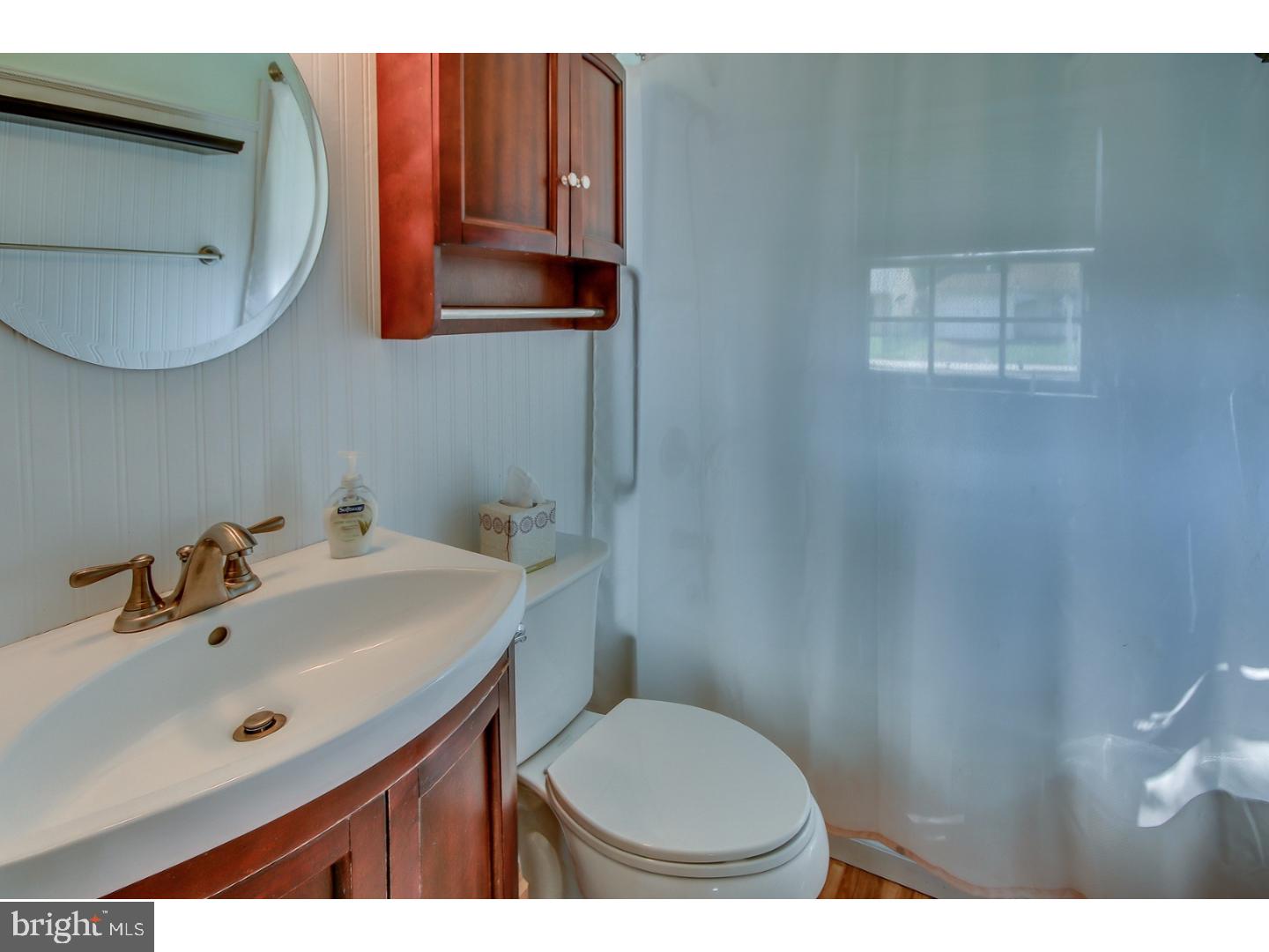 431 Chelsea Road Fairless Hills, PA 19030 - Photo 15 of 21 Bathroom
