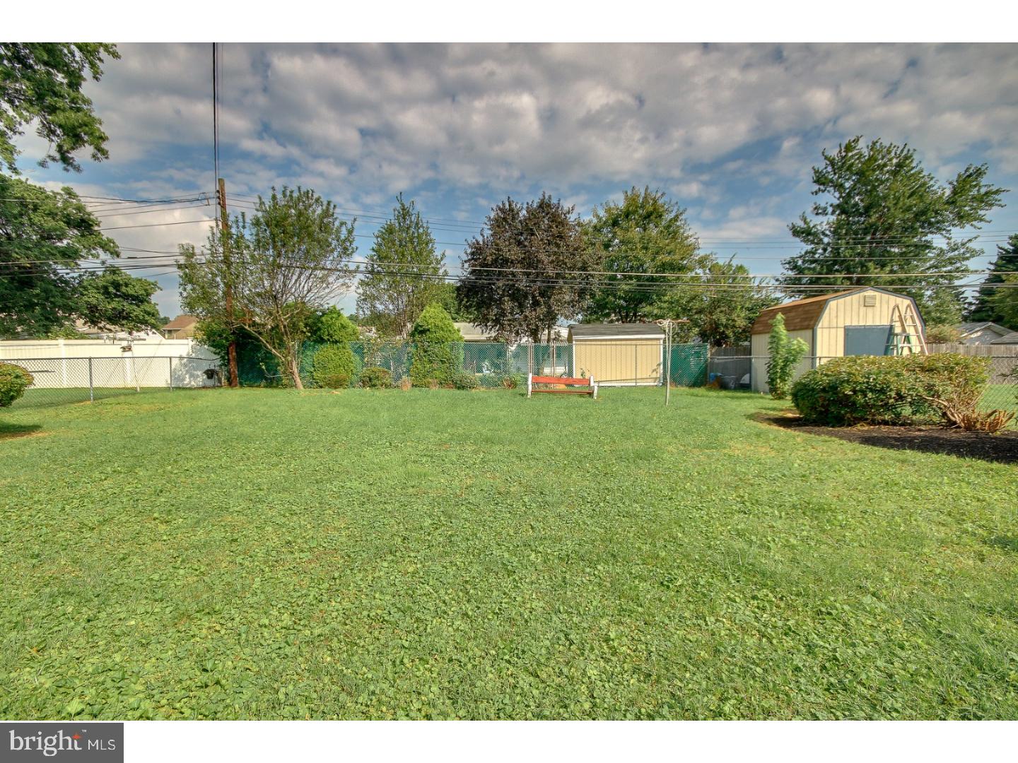 431 Chelsea Road Fairless Hills, PA 19030 - Photo 20 of 21 Exterior Back