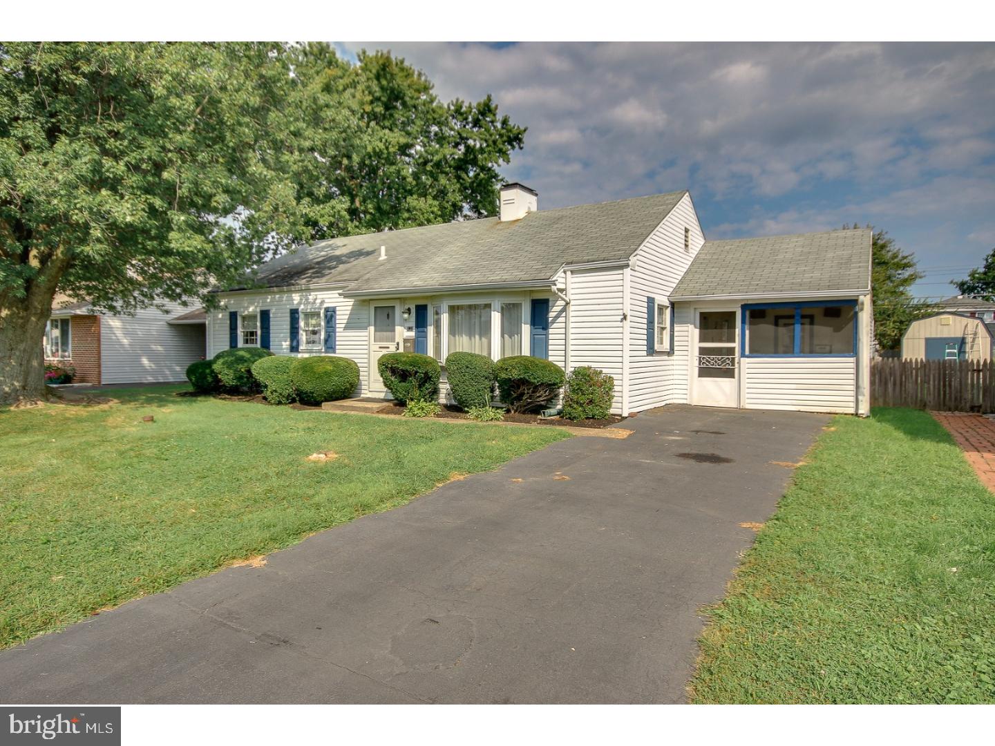 431 Chelsea Road Fairless Hills, PA 19030 - Photo 3 of 21 Gallery Image 3