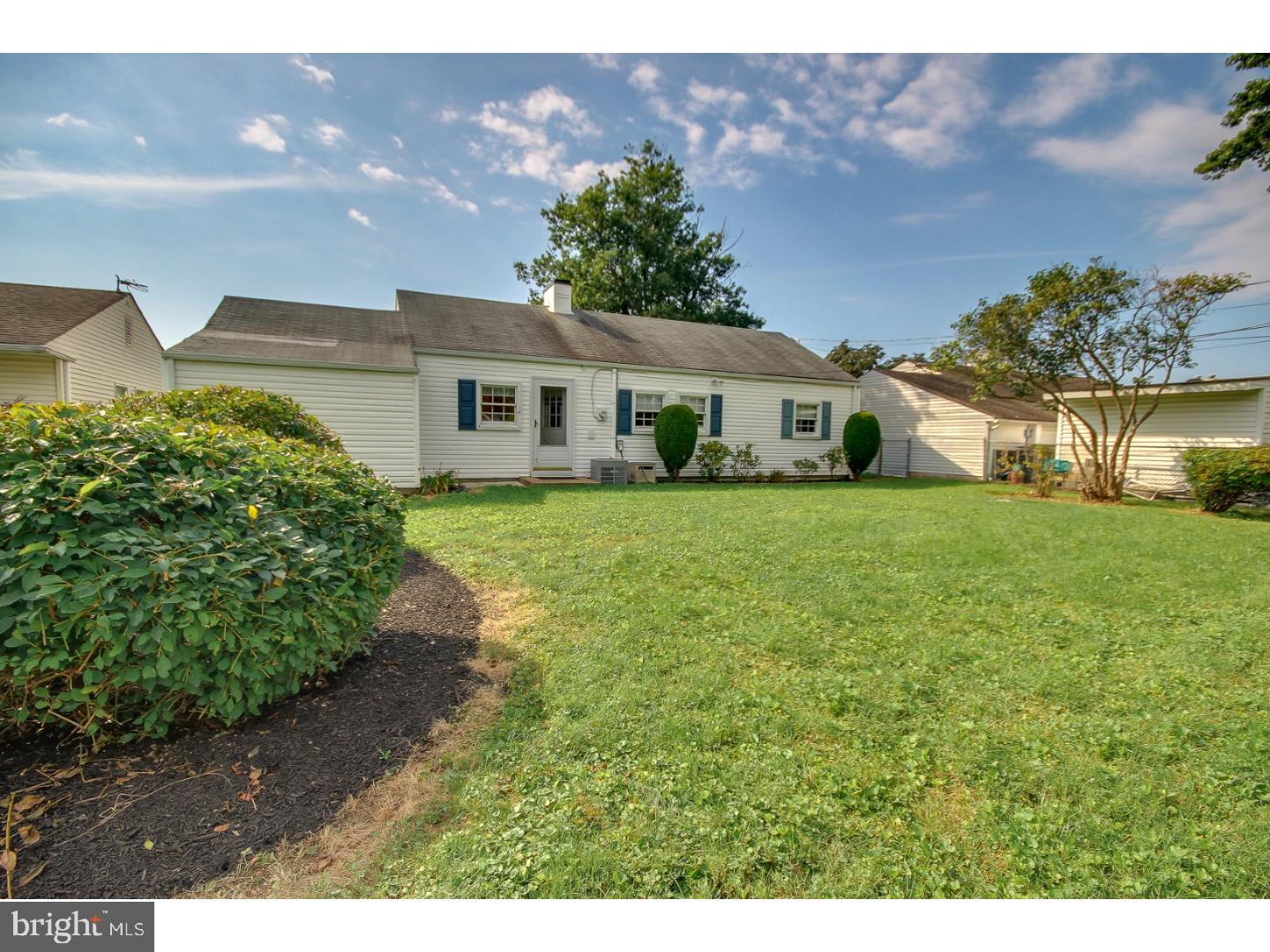 431 Chelsea Road Fairless Hills, PA 19030 - Photo 21 of 21 Exterior Back