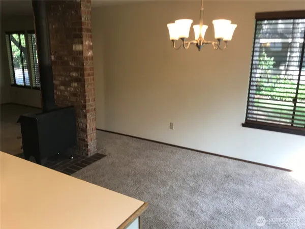 $1,900 | 835 Northwest Huckle Drive, Unit A, Bremerton, WA 98311