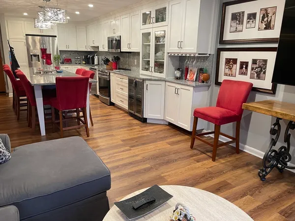 $559,900 | 100 Ledgewood Drive, Unit 410, Stoneham, MA 02180