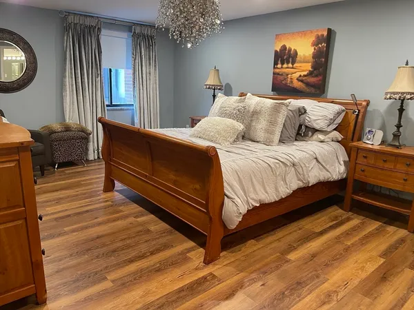 $559,900 | 100 Ledgewood Drive, Unit 410, Stoneham, MA 02180