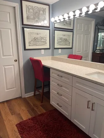 $559,900 | 100 Ledgewood Drive, Unit 410, Stoneham, MA 02180