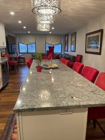 $559,900 | 100 Ledgewood Drive, Unit 410, Stoneham, MA 02180