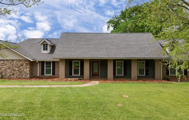 $415,000 | 5285 Williamson Road, Clinton, MS 39056