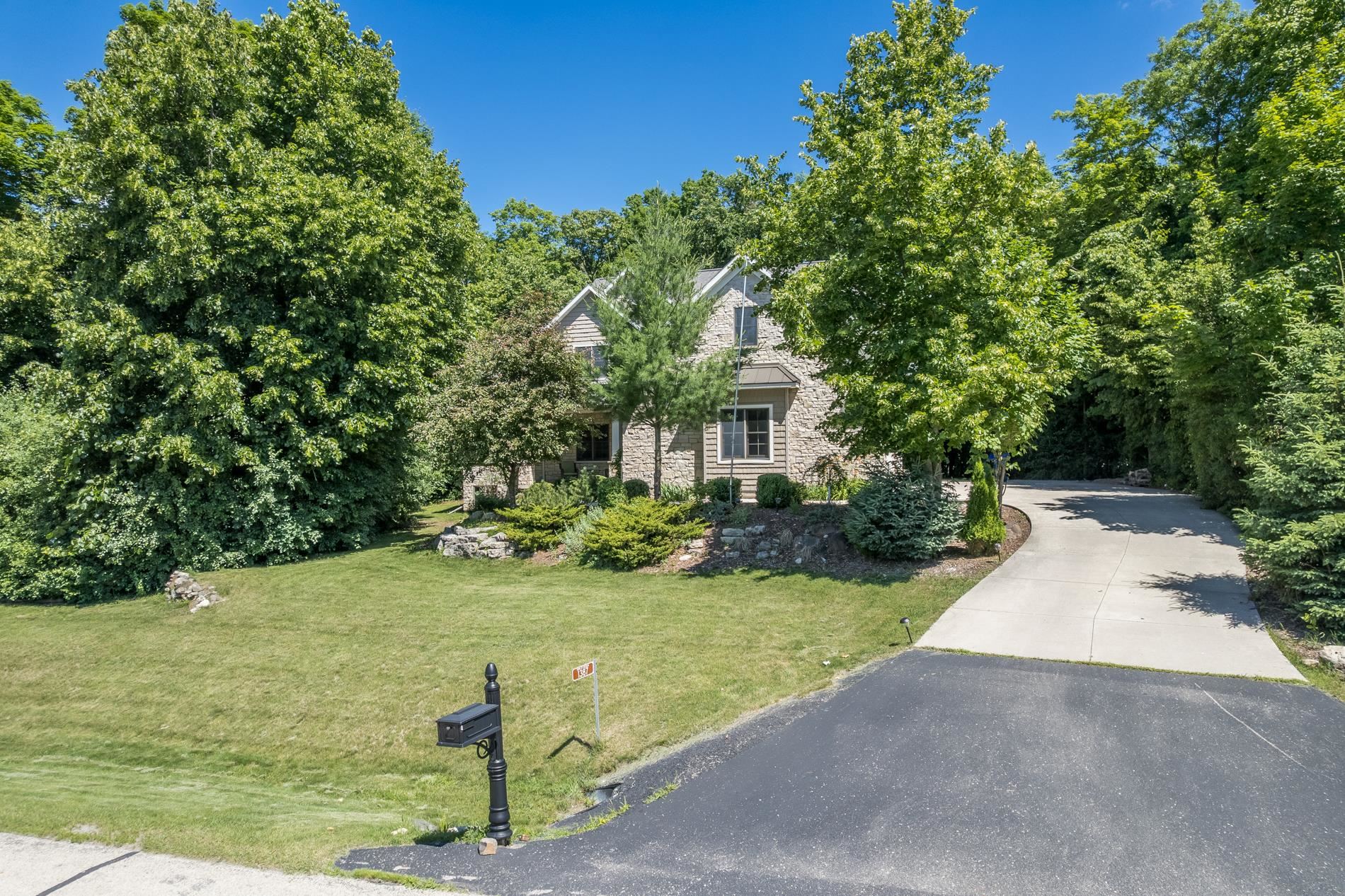 1387 Radcliff Road Neenah, WI 54956 - Photo 47 of 65