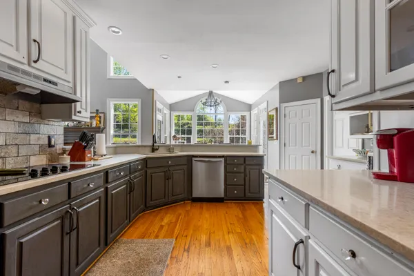 $750,000 | 257 Mason Road Southeast, Calhoun, GA 30701