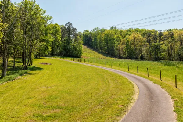 $750,000 | 257 Mason Road Southeast, Calhoun, GA 30701