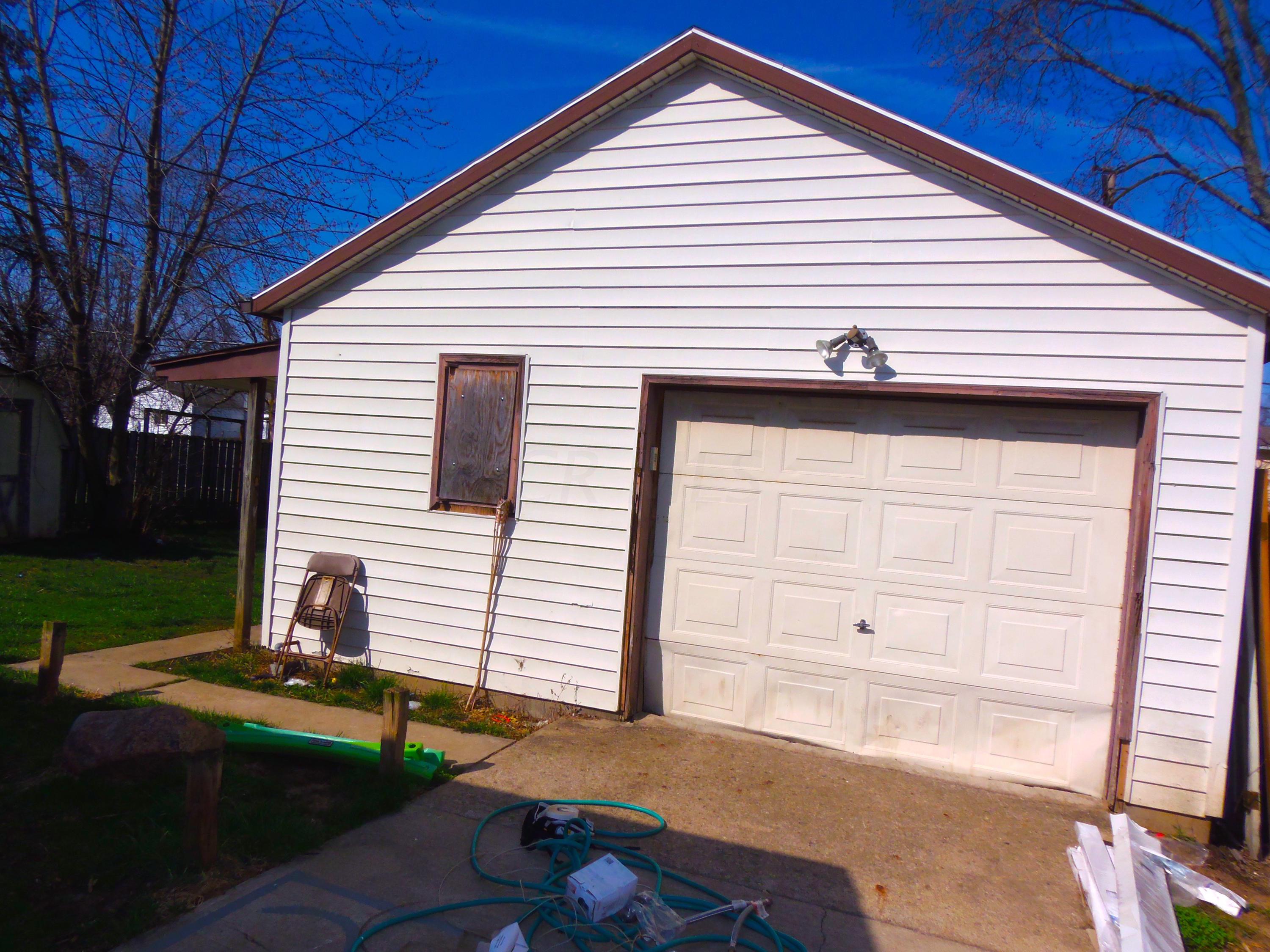 4900 Refugee Road Columbus, OH 43232 - Photo 3 of 14 Gallery Image 3