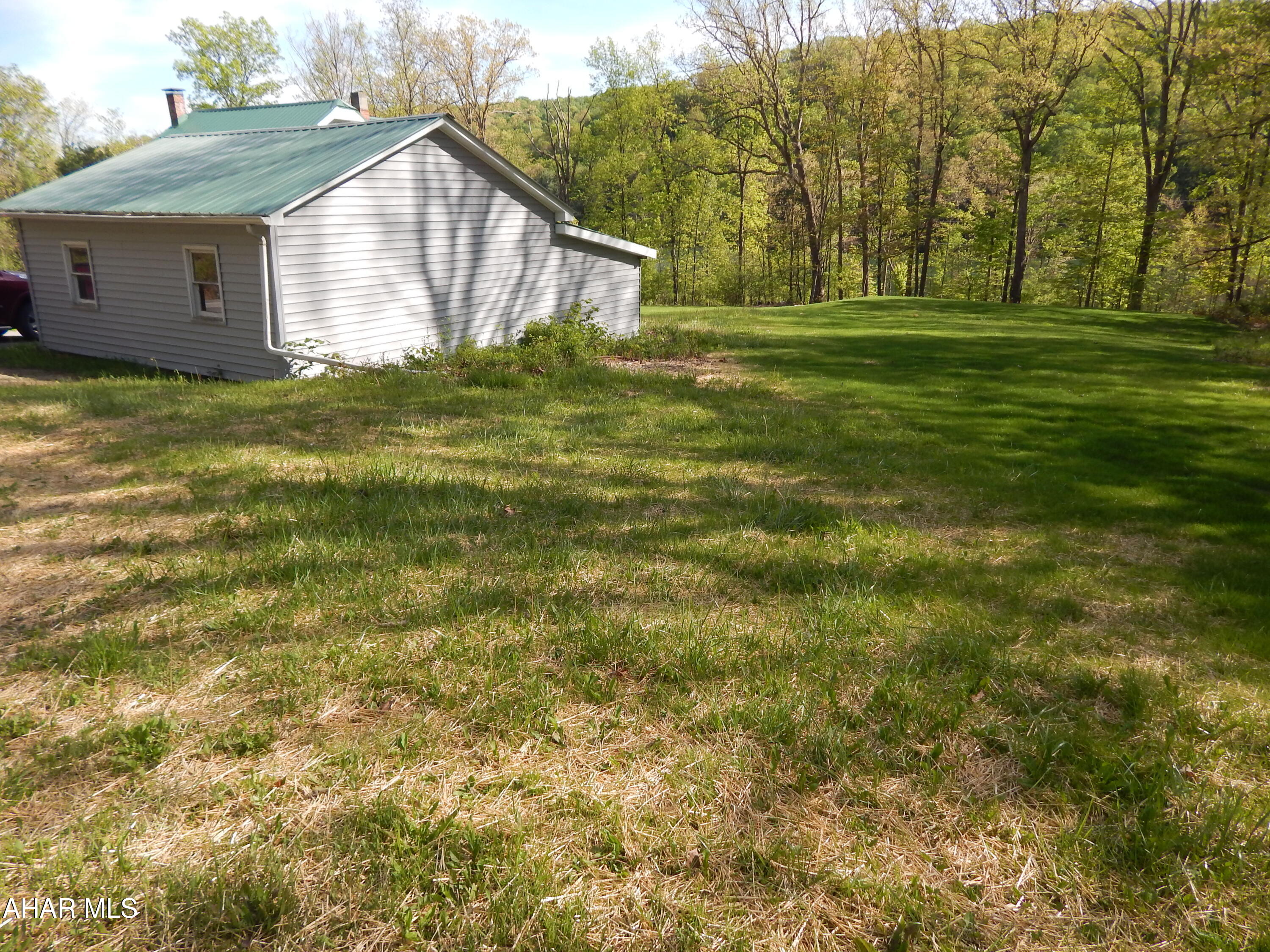 1453 Mill Run Road Altoona, PA 16601 - Photo 22 of 73