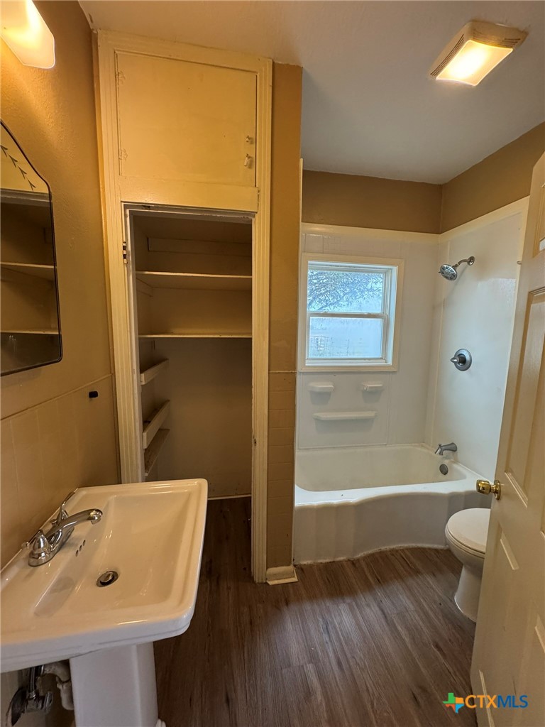 1450 Old Seguin Luling Road Seguin, TX 78155 - Photo 8 of 9