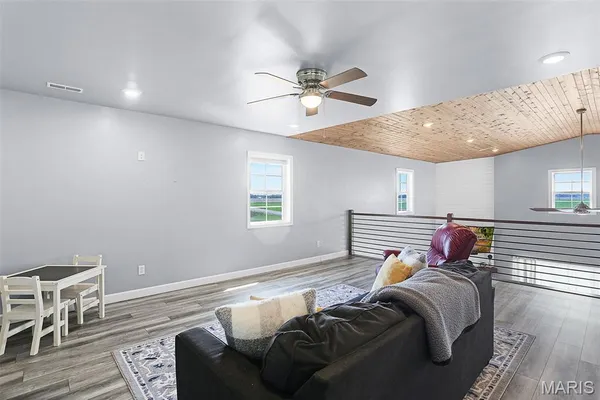 $675,000 | 8131 Alhambra Road, New Douglas, IL 62074