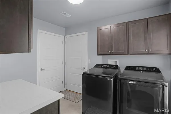 $675,000 | 8131 Alhambra Road, New Douglas, IL 62074