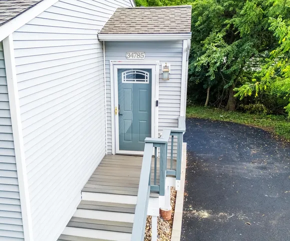 $329,999 | 34785 North Gogol Avenue, Ingleside, IL 60041