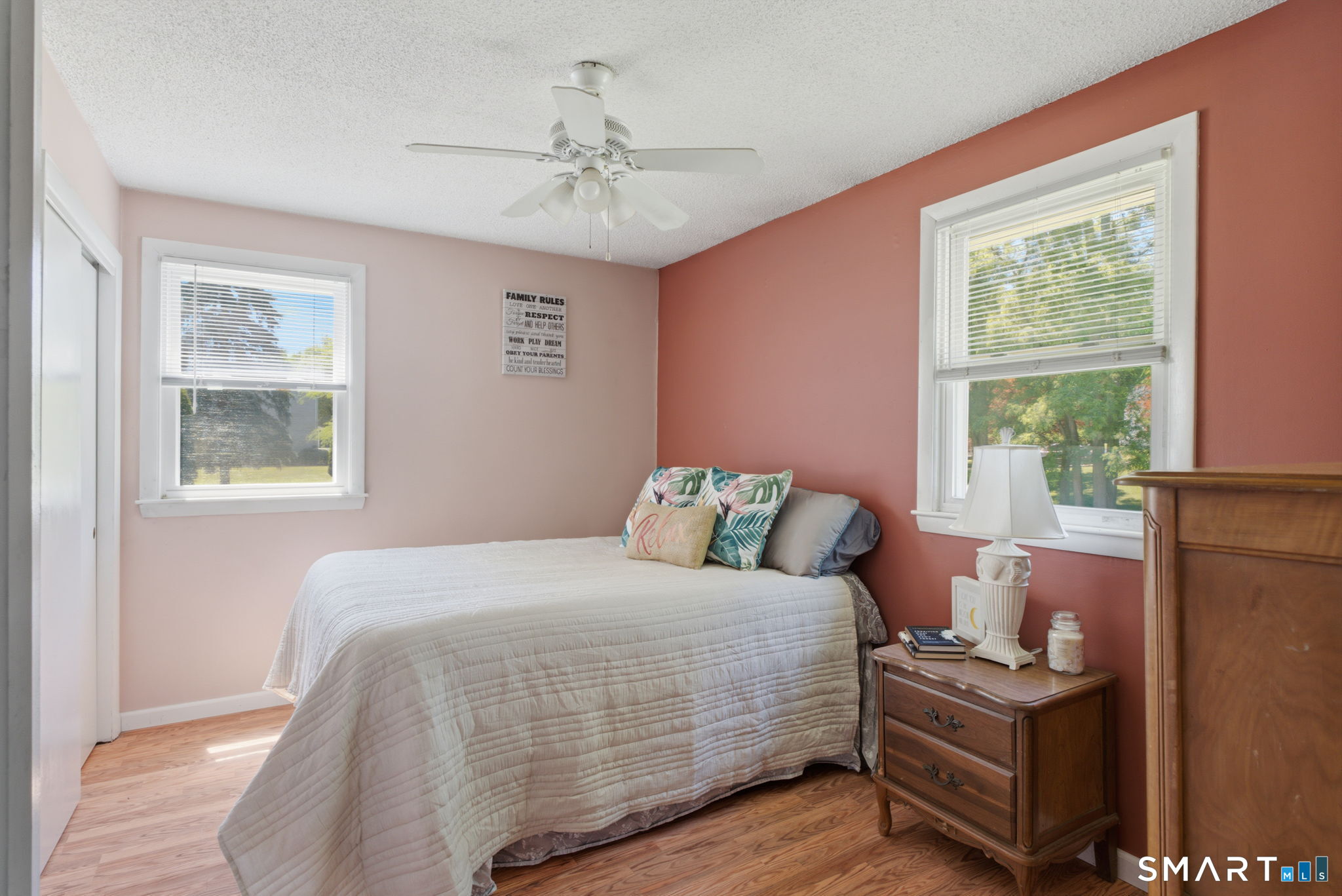 524 Gracey Avenue Meriden, CT 06451 - Photo 16 of 37