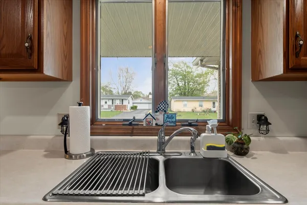 $235,000 | 331 Eiler Drive, Gifford, IL 61847