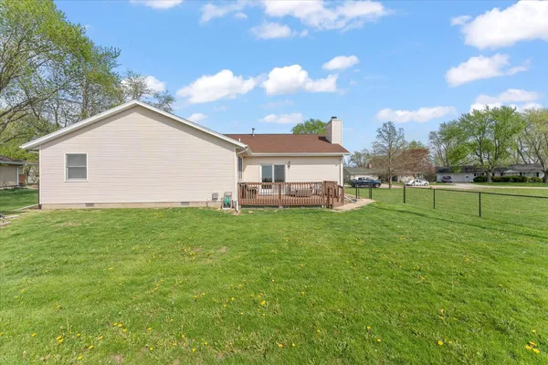 $235,000 | 331 Eiler Drive, Gifford, IL 61847