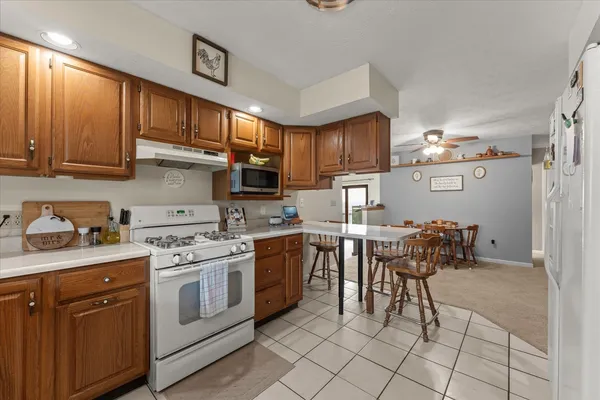 $235,000 | 331 Eiler Drive, Gifford, IL 61847