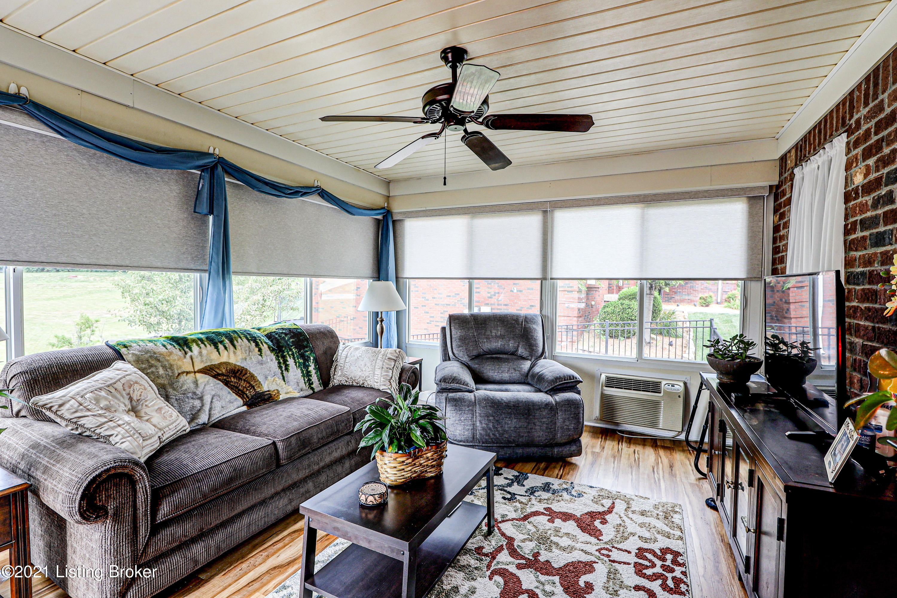 2706 Razor Ridge Court Louisville, KY 40299 - Photo 23 of 40 2706 razor ridge court (45 of 59)