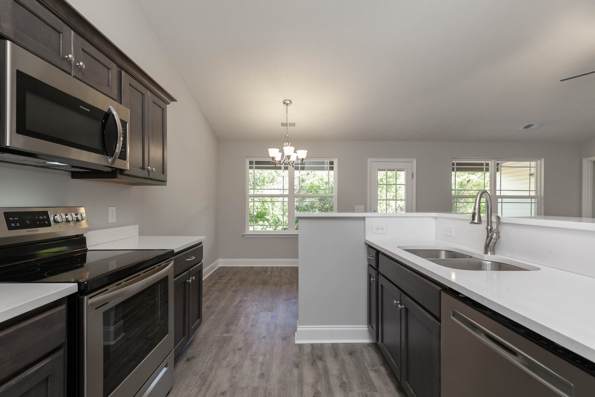 737 Cedar Street Springfield, TN 37172 - Photo 2 of 17 Gallery Image 2