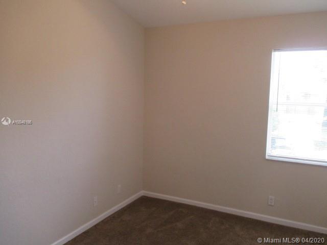 3041 Laurel Ridge Circle, Unit 3041 Riviera Beach, FL 33404 - Photo 11 of 12