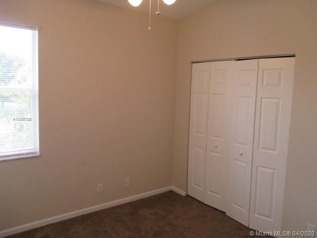 3041 Laurel Ridge Circle, Unit 3041 Riviera Beach, FL 33404 - Photo 10 of 12