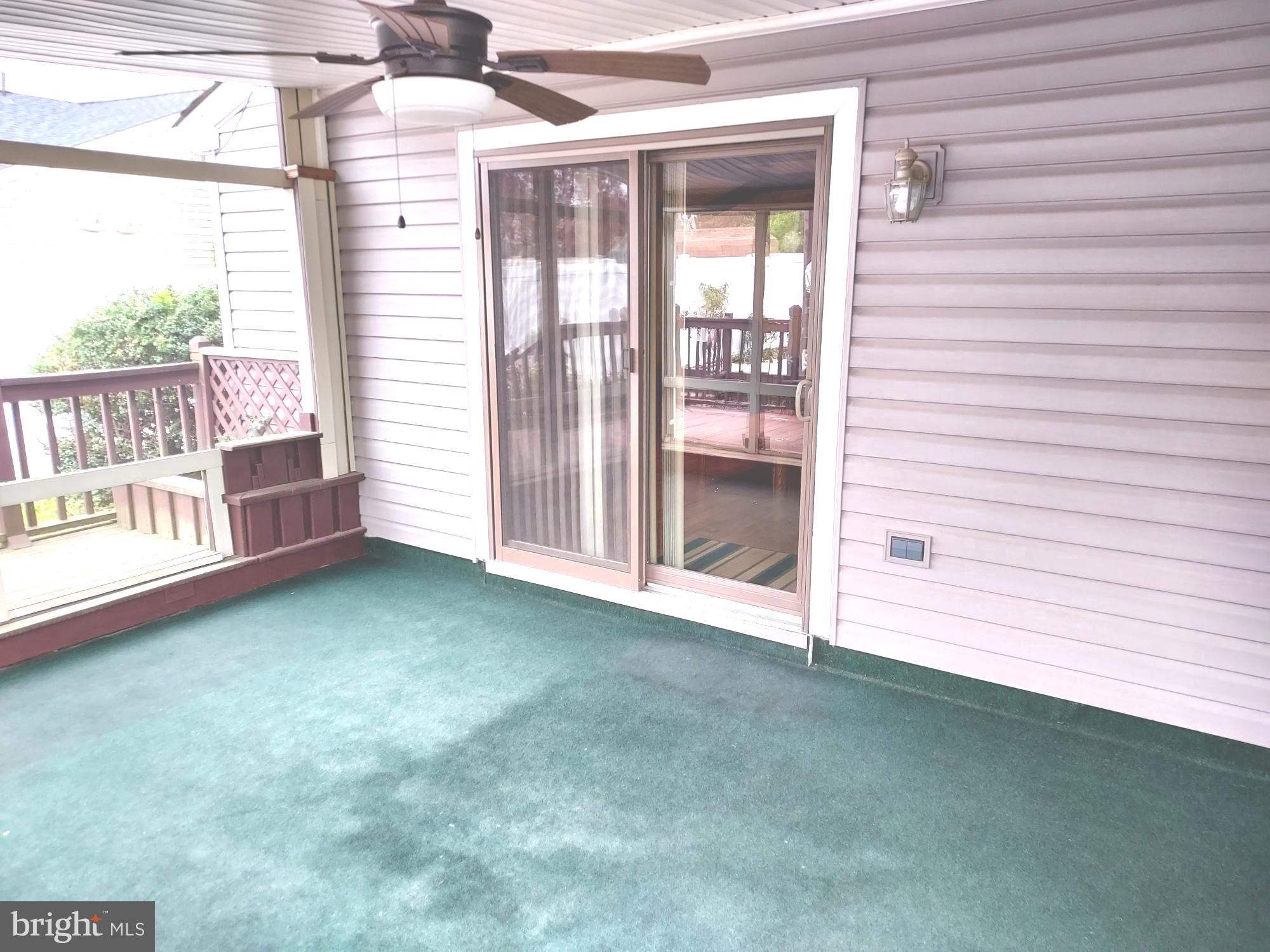 6 Pegasus Way Sewell, NJ 08080 - Photo 25 of 26 Screened in patio
