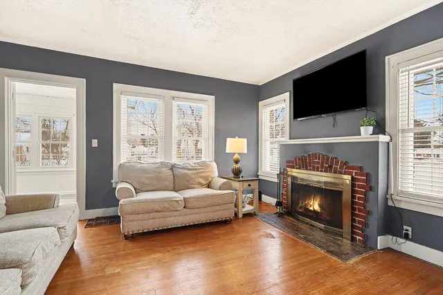 $212,900 | 311 East Milham Avenue, Portage, MI 49002