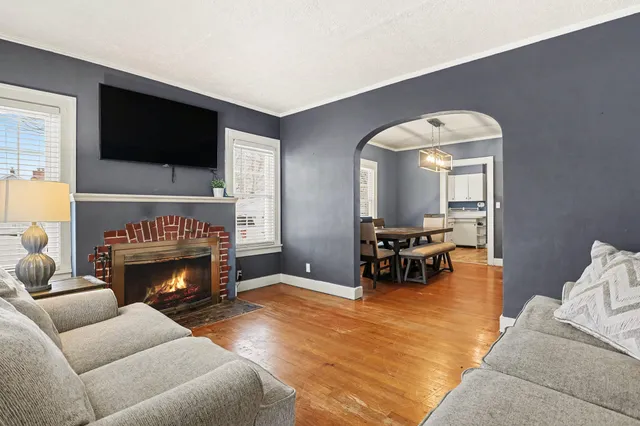 $212,900 | 311 East Milham Avenue, Portage, MI 49002