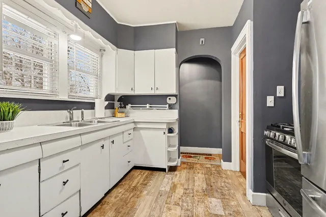 $212,900 | 311 East Milham Avenue, Portage, MI 49002