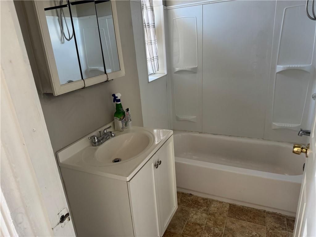 1732 Middle Street Pittsburgh, PA 15215 - Photo 15 of 35