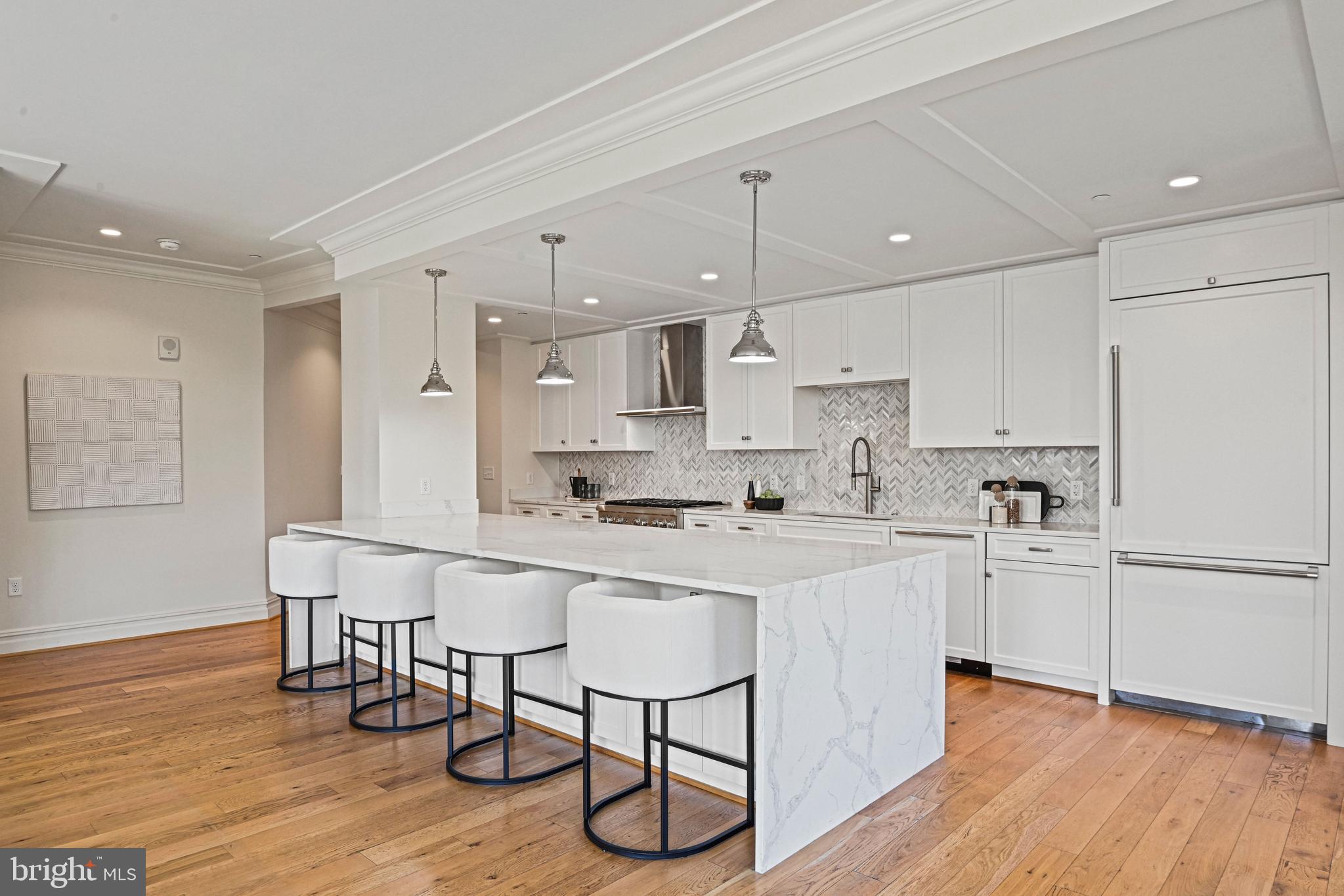 6900 Fleetwood Road, Unit 318 McLean, VA 22101 - Photo 4 of 61 Kitchen