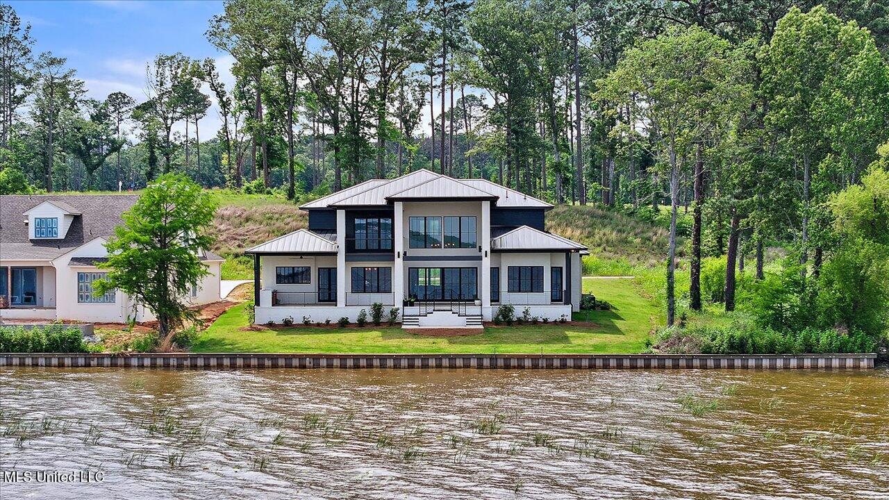 122 Neptune Shore Canton, MS 39046 - Photo 113 of 125 118-122 Neptune Shore