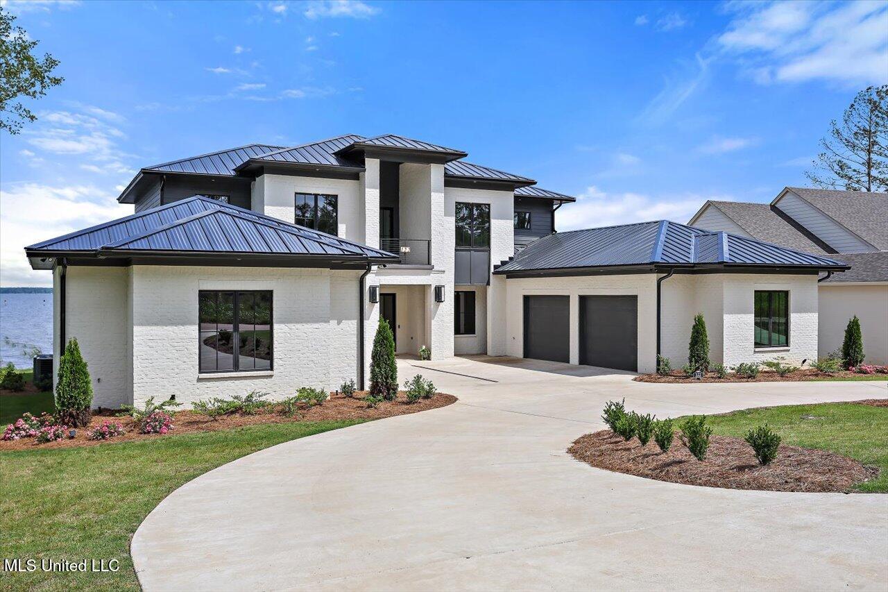 122 Neptune Shore Canton, MS 39046 - Photo 2 of 125 002-122 Neptune Shore