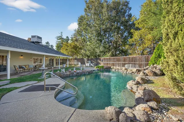 $879,000 | 602 Harvard Court, Woodland, CA 95695