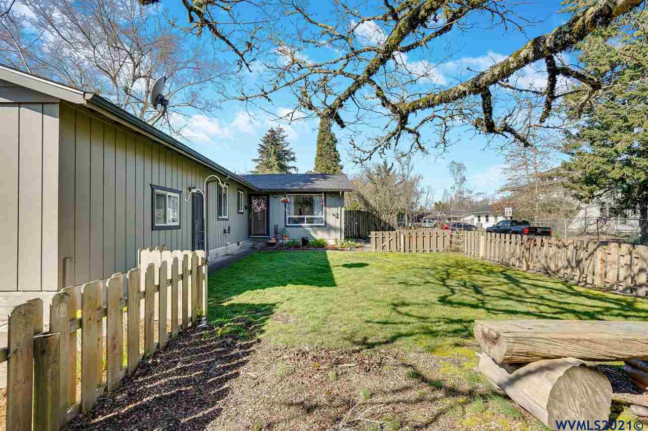 1310 Lawnridge Street Southwest Albany, OR 97321 - Photo 27 of 28