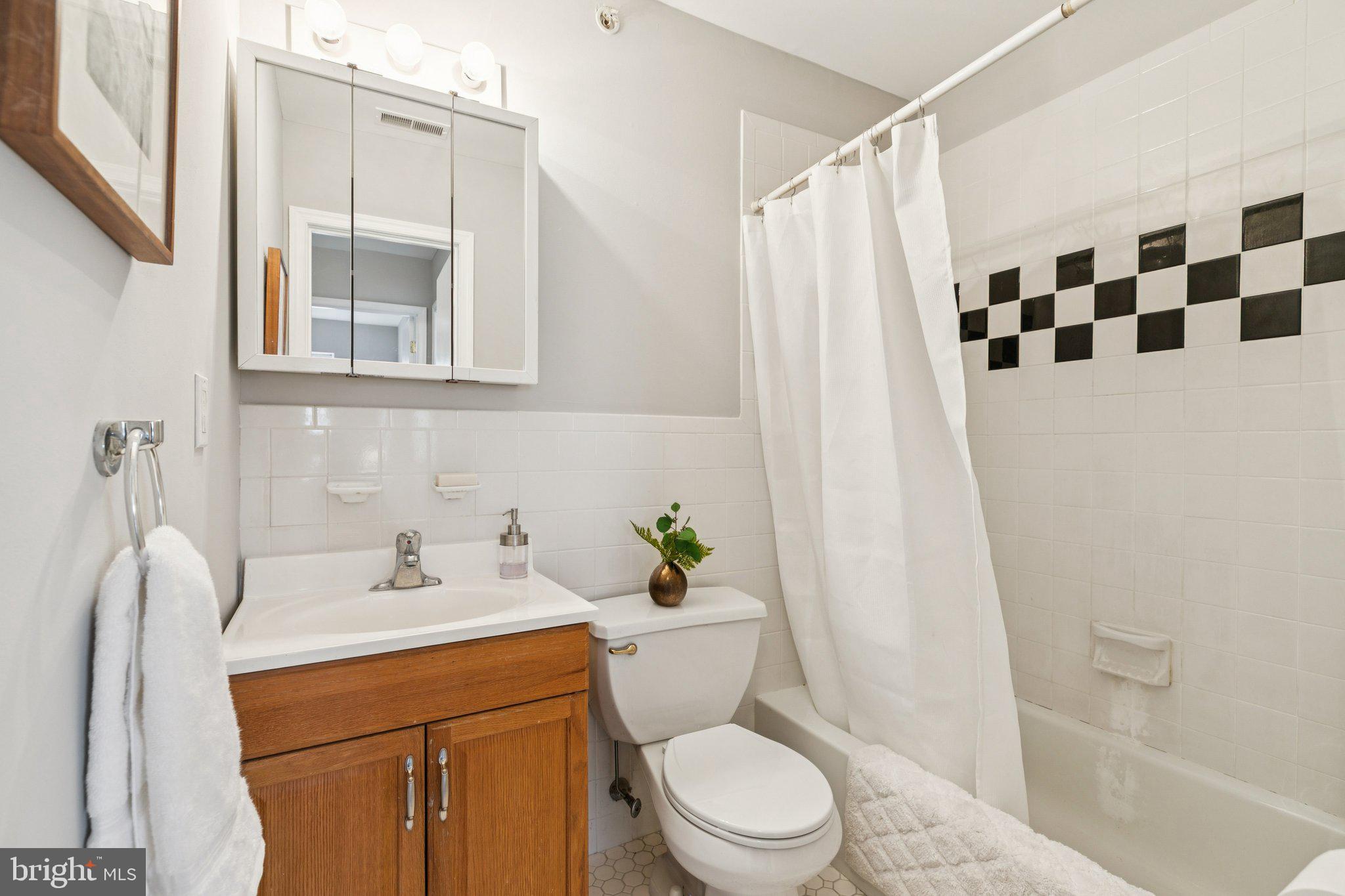 8030 Ditman Street, Unit 11B Philadelphia, PA 19136 - Photo 8 of 17