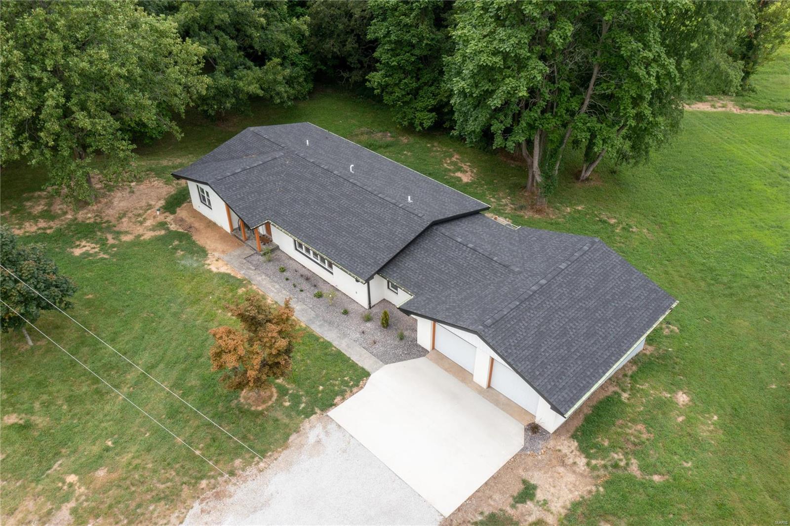 2835 Rentchler Road Belleville, IL 62221 - Photo 7 of 34
