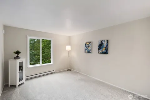 $315,000 | 14605 Northeast 34th Street, Unit H12, Bellevue, WA 98007