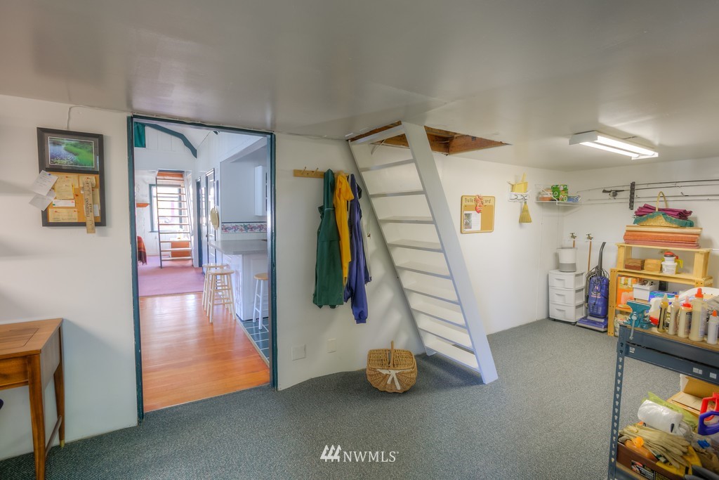 50 Grapeview Point Road Allyn, WA 98524 - Photo 19 of 25 Gallery Image 19