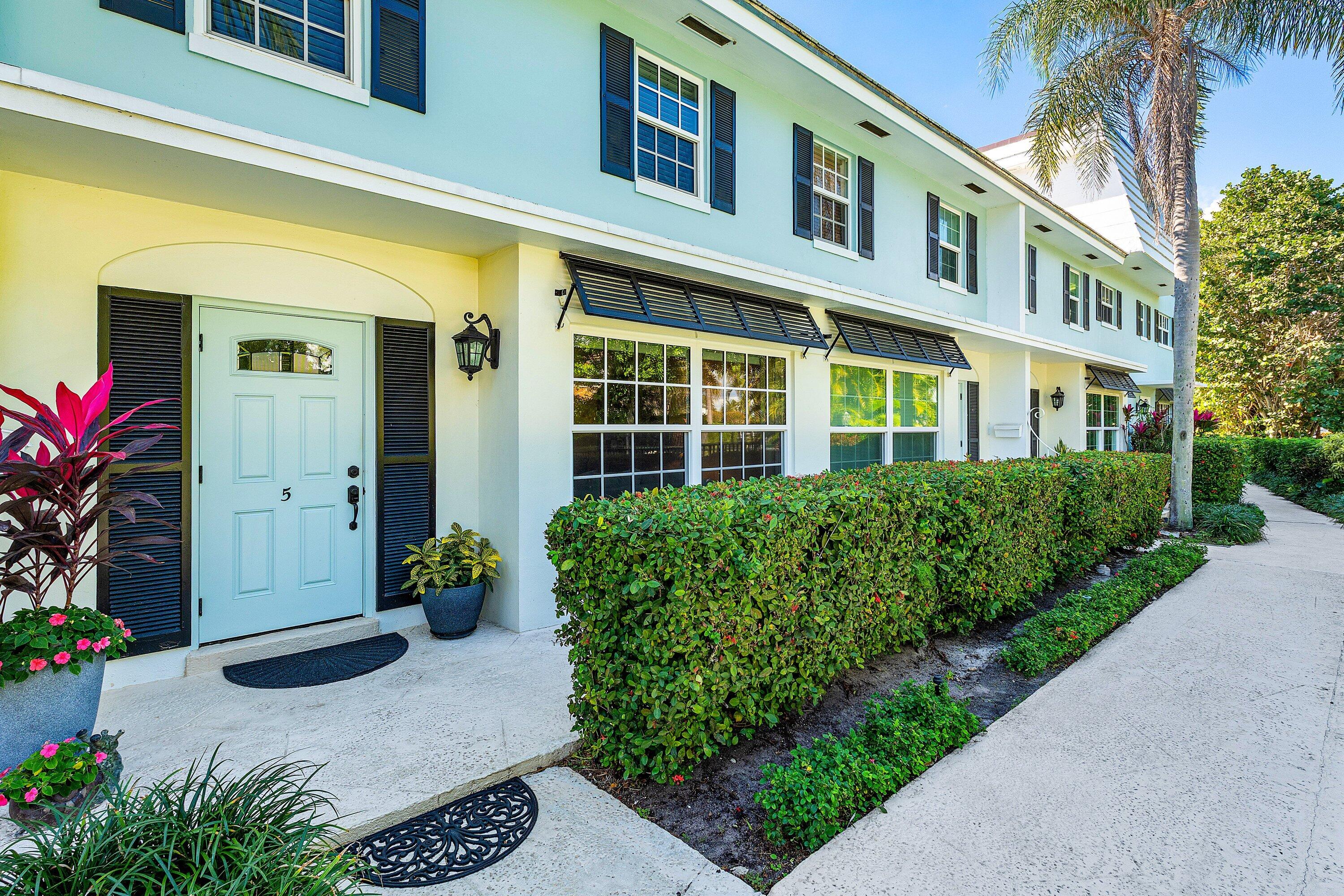 6590 North Ocean Boulevard, Unit 5 Ocean Ridge, FL 33435 - Photo 3 of 19 002-6590NorthOceanBoulevard-OceanRidge-F